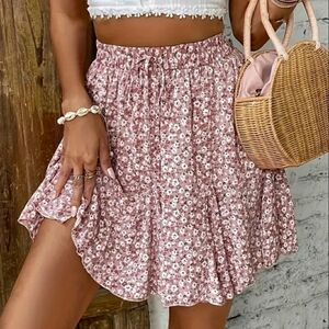 NEW! Flirty Floral Pink & White Skirt